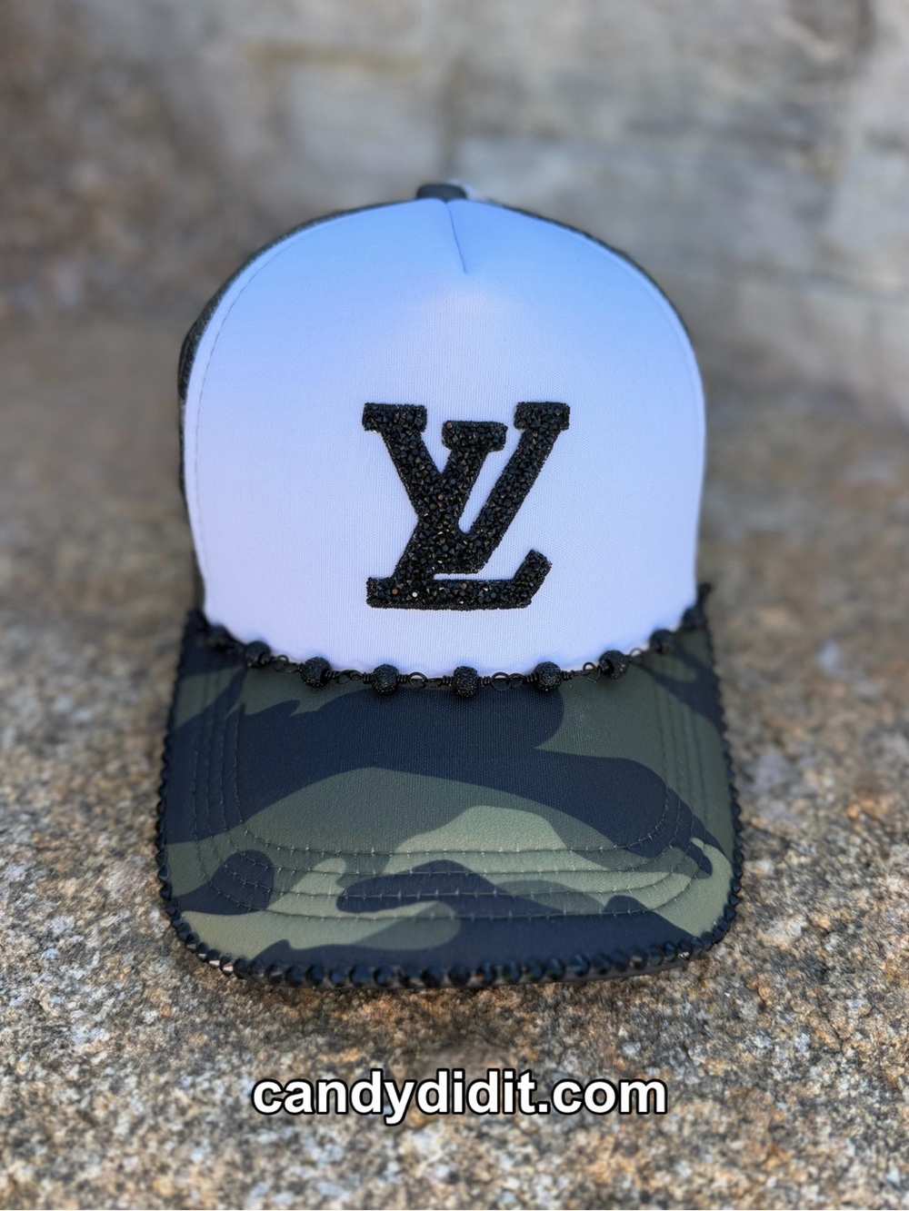 NWT Handmade Black Crystal Couture Logo Camouflage Trucker Hat With Chain